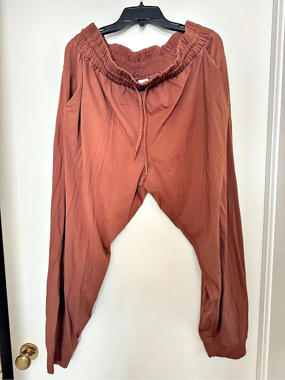 SET OF 2 Member's Mark Travel Jogger Nylon Jogger Pants Brown & SAND XXL Like Ne